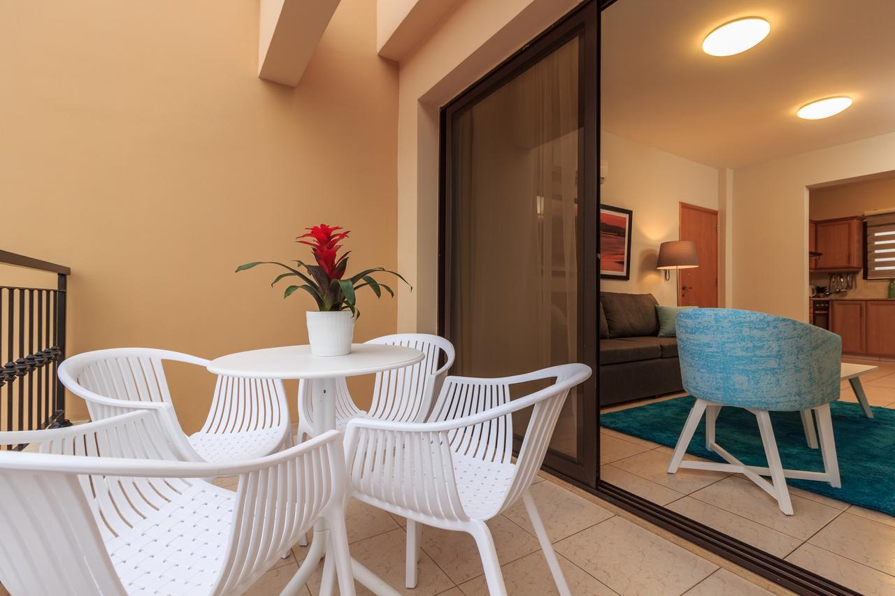 Soho City Apartments ลาร์นาคา ภายนอก รูปภาพ